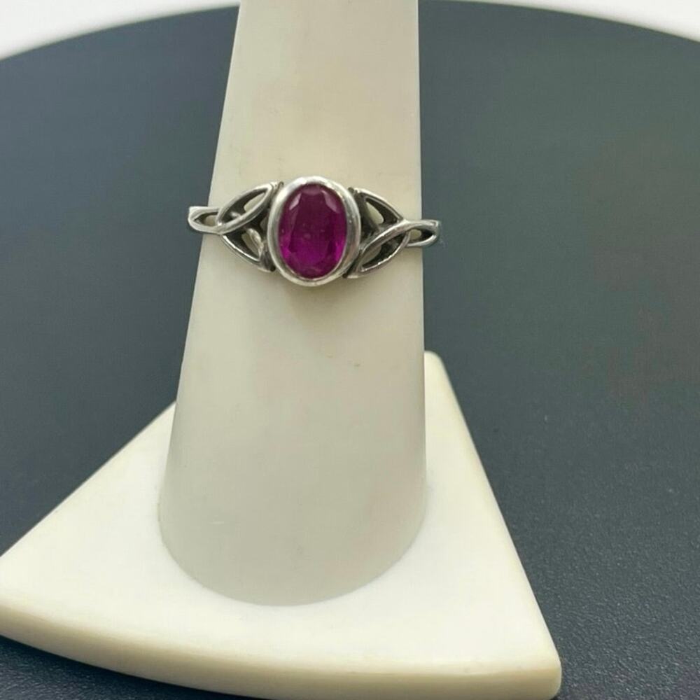 Sterling Silver 925 Celtic Knot Oval Bezel Set Red‎ Ruby July Love Ring Sz 8.5